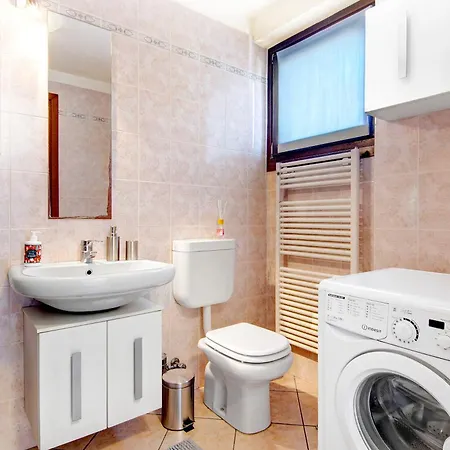 Vigna Del * دونغو